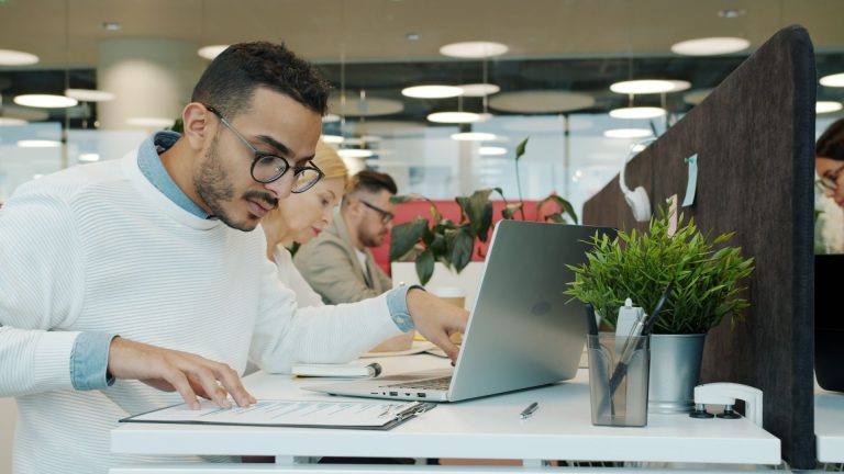 5 outils de marketing d’influence essentiels pour les TPE-PME en 2026
