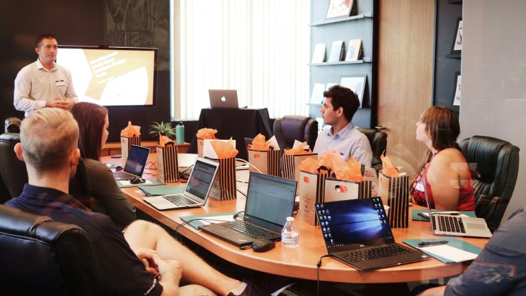Formations pour renforcer les compétences clés des TPE-PME en crise ?
