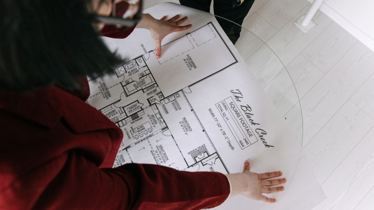 Gérer un parc immobilier multi-sites : enjeux concrets